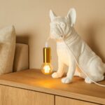 Bulldogge Lampe - Hundefigur "Bruce" – Tischlampe, Deko-Lampe in Weiß Matt